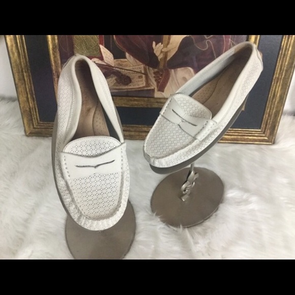 Camila style Ralph Lauren leather loafers. - Picture 1 of 3