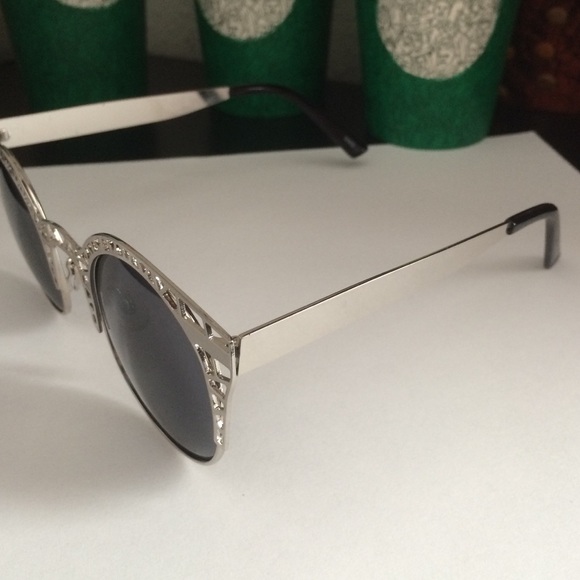 Silver women's sunglasses cat eye - Picture 2 of 2