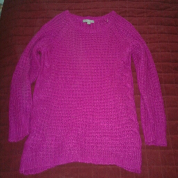 Womans fuchsia sweater