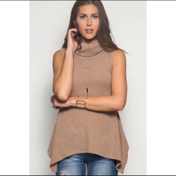 Taupe Sleeveless Top - Picture 2 of 4