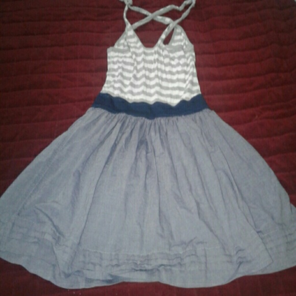 Juniors dress