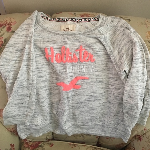 Hollister sweater