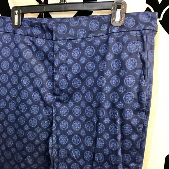 NYDJ Ankle Pattern Navy Pant - Picture 4 of 4