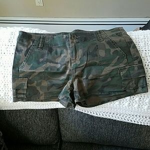 Camouflage print shorts