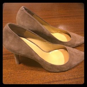 Suede Brown Pumps