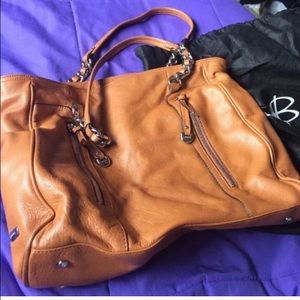 Glove leather B. Makowsky tote camelish in color