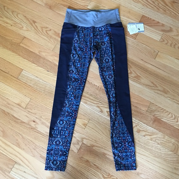 Athleta Pants - NWOT High Rise Tapestry Chaturanga tight