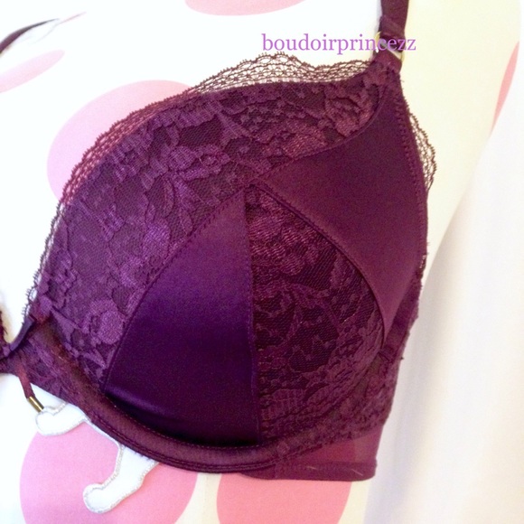 🌹NEW Victorias Secret SATIN LACE PUSH-UP BRA - Picture 2 of 4