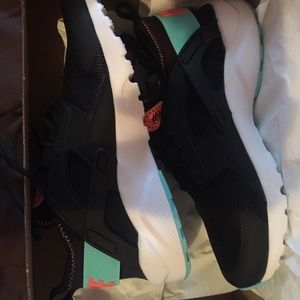 Nike Air Huarache Run Ultra GS