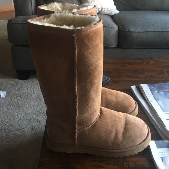 Tall tan uggs