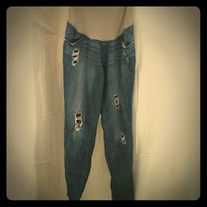Flannel patched maternity jeans