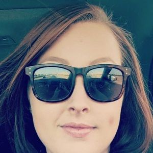 Meet your Posher, Savannah