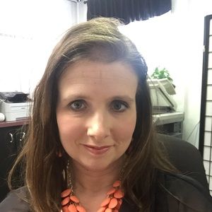 Meet your Posher, Christy