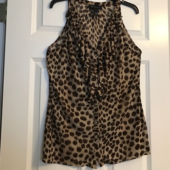 Classy cheetah print Blouse ||L|| Ruffles & Bling
