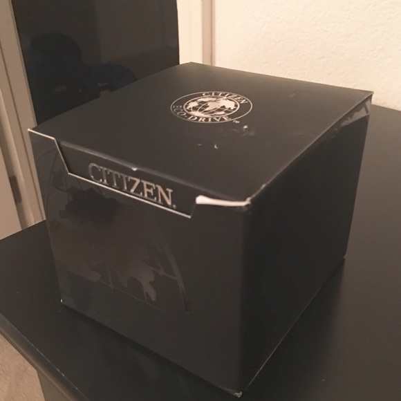 Watch - Picture 4 of 4