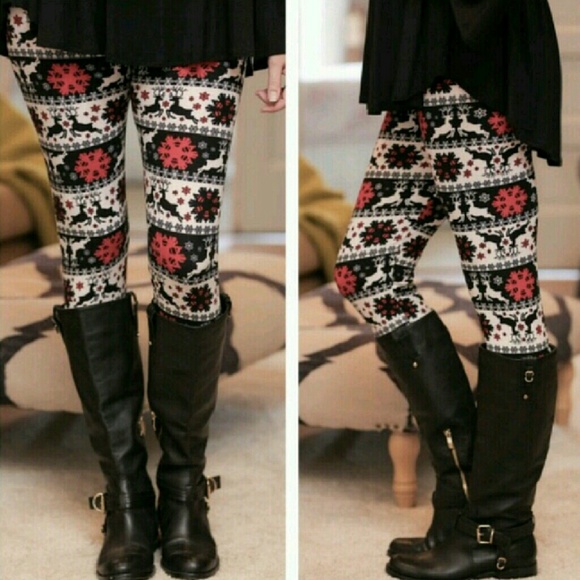 •Bell Sleeve Top• - Picture 6 of 6