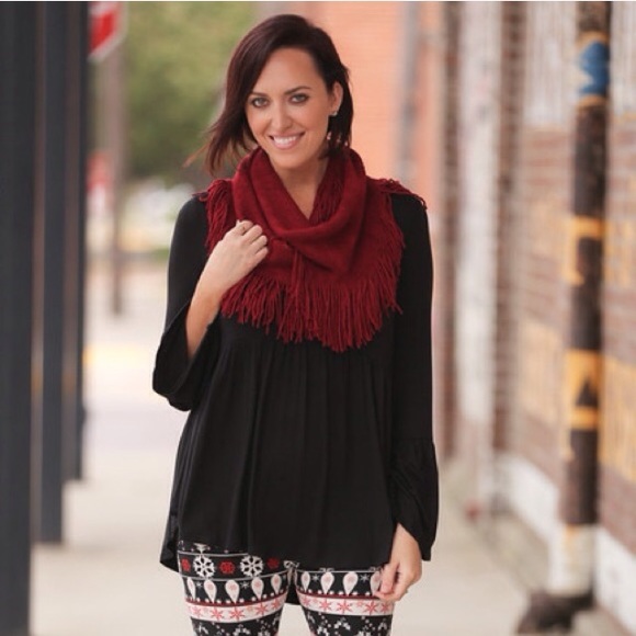 •Bell Sleeve Top• - Picture 2 of 6