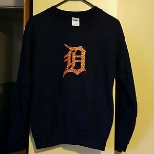 Detroit Tigers sweatshirt
