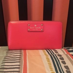 Kate spade wallet!!