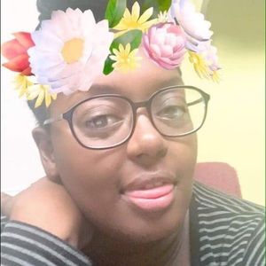 Meet your Posher, Talisha