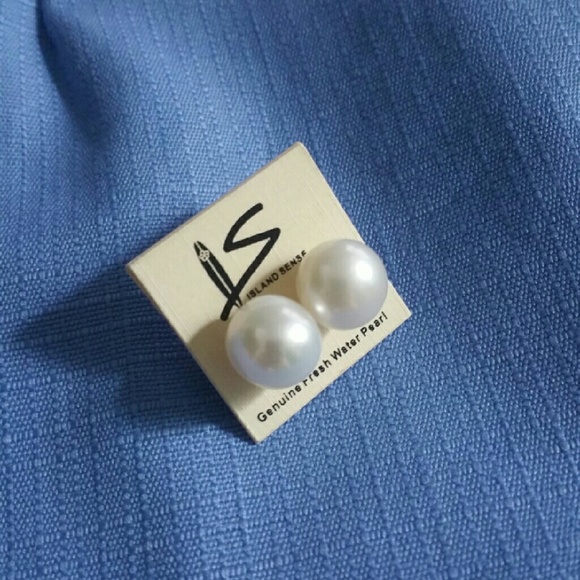 Island Sense Jewelry - Genuine fresh water pearl earrings