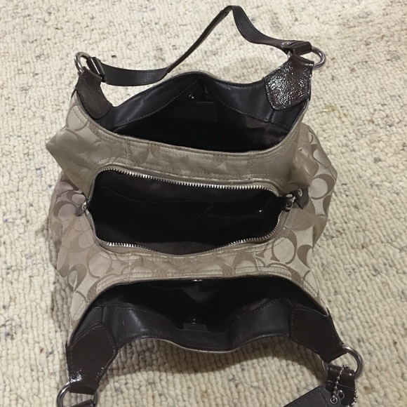 Authentic Coach Purse - Picture 2 of 4