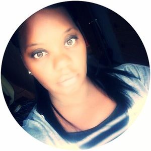 Meet your Posher, Elanda