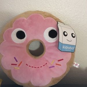 Kidrobot X Heidi Kenney Plush Donut