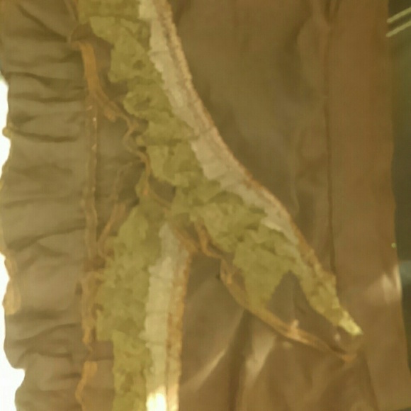 Mini skirts - Picture 3 of 4