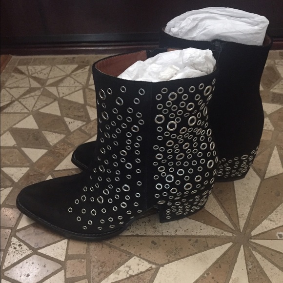⚡SALE⚡STUNNING Jeffrey Campbell Boot - Picture 4 of 4