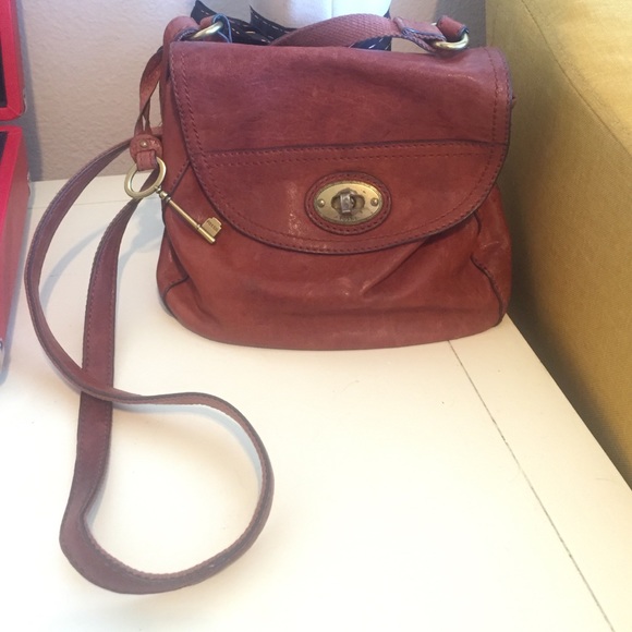 Fossil leather emi saddle bag