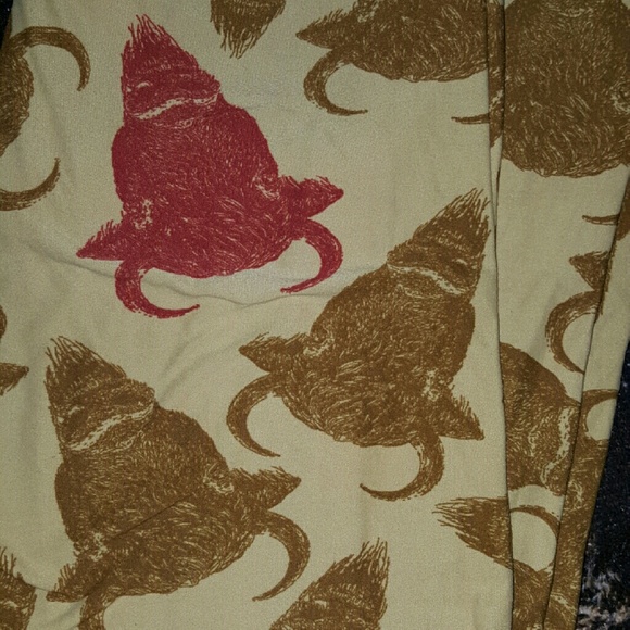 Lularoe buffalo leggings