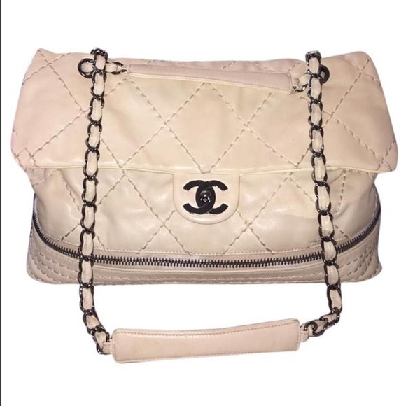 100% Authentic Chanel Beige Lambskin Shoulder Bag