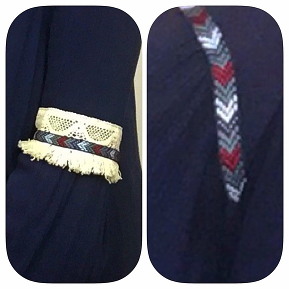 ✨FLASHSALE Flowy & Free Boho Peasant Top Fringe M - Picture 4 of 4