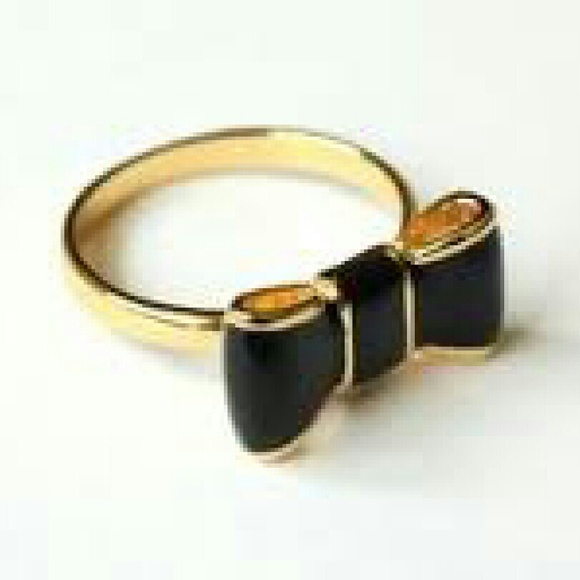 Auth Kate Spade Black/Gold Bow Ring🎀Size 6