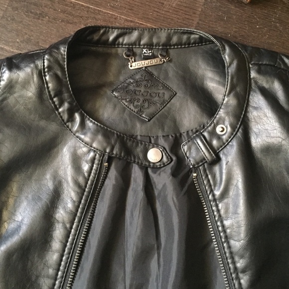 Faux Leather jacket - Picture 3 of 4