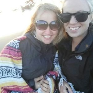 Meet your Posher, Kendra