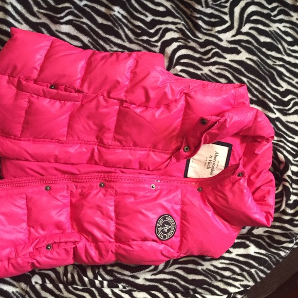 Abercrombie Down Vest - Picture 3 of 3