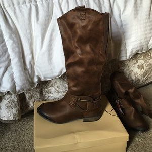 Mossimo Boots