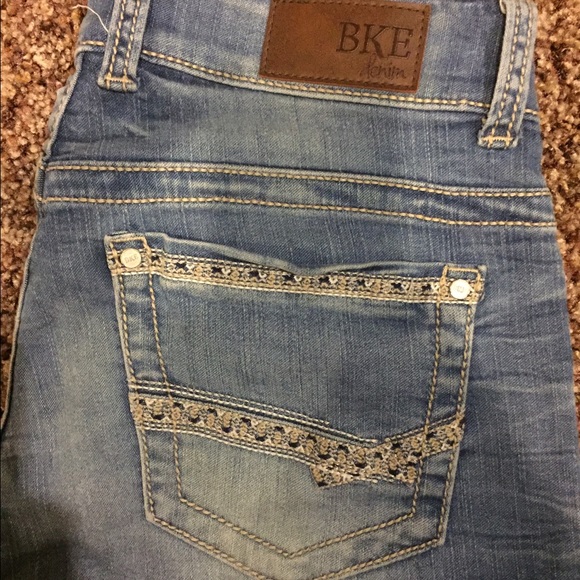 BKE sz28 capris