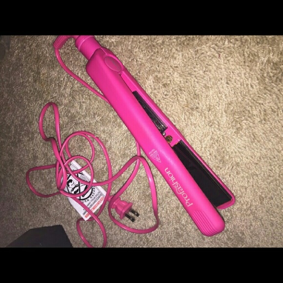 Professional styling tools - Picture 2 of 4