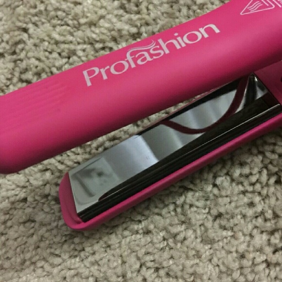 Professional styling tools - Picture 3 of 4