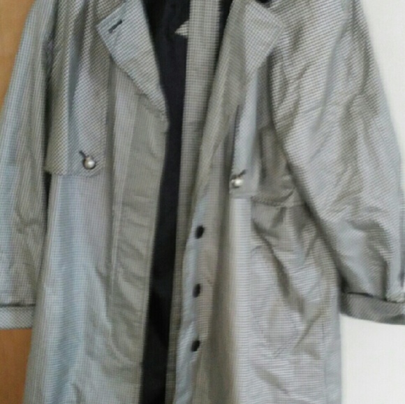 Rain coat