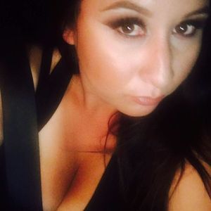 Meet your Posher, Miya