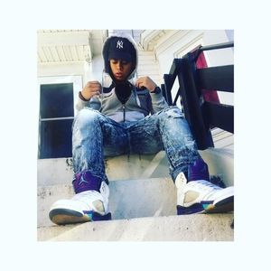 Meet your Posher, Ö.Ç.