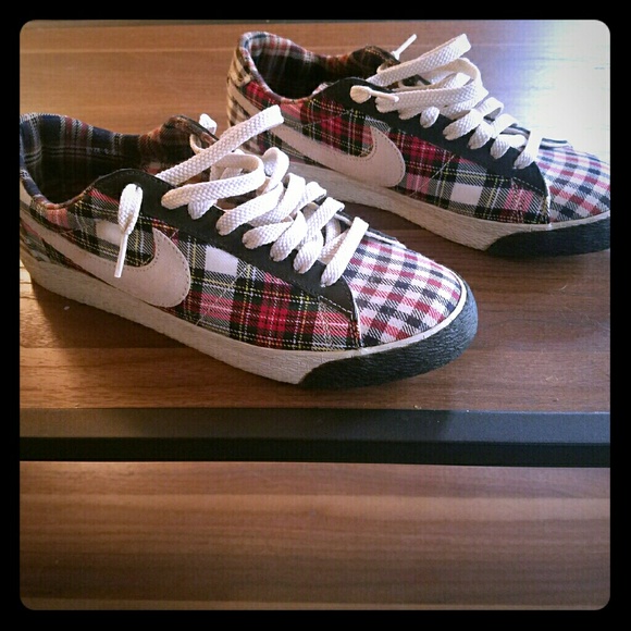 Nike blazers low