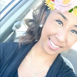 Meet your Posher, Emily