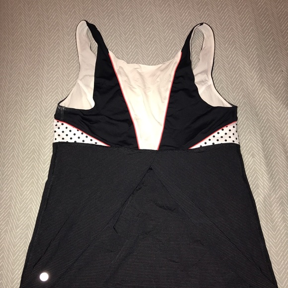 Lululemon tank