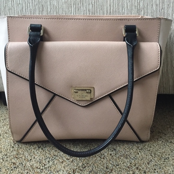 Lightly used Kate Spade bag!