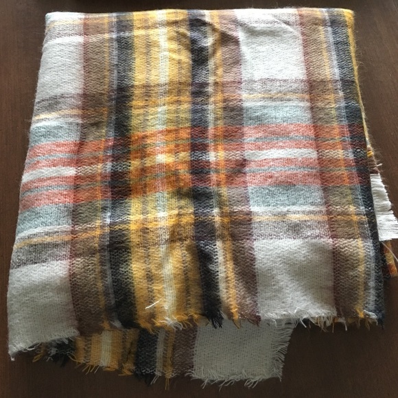 Zara blanket scarf
